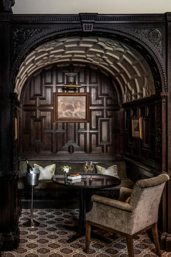 Audleys Wood Hotel, Отель 4*