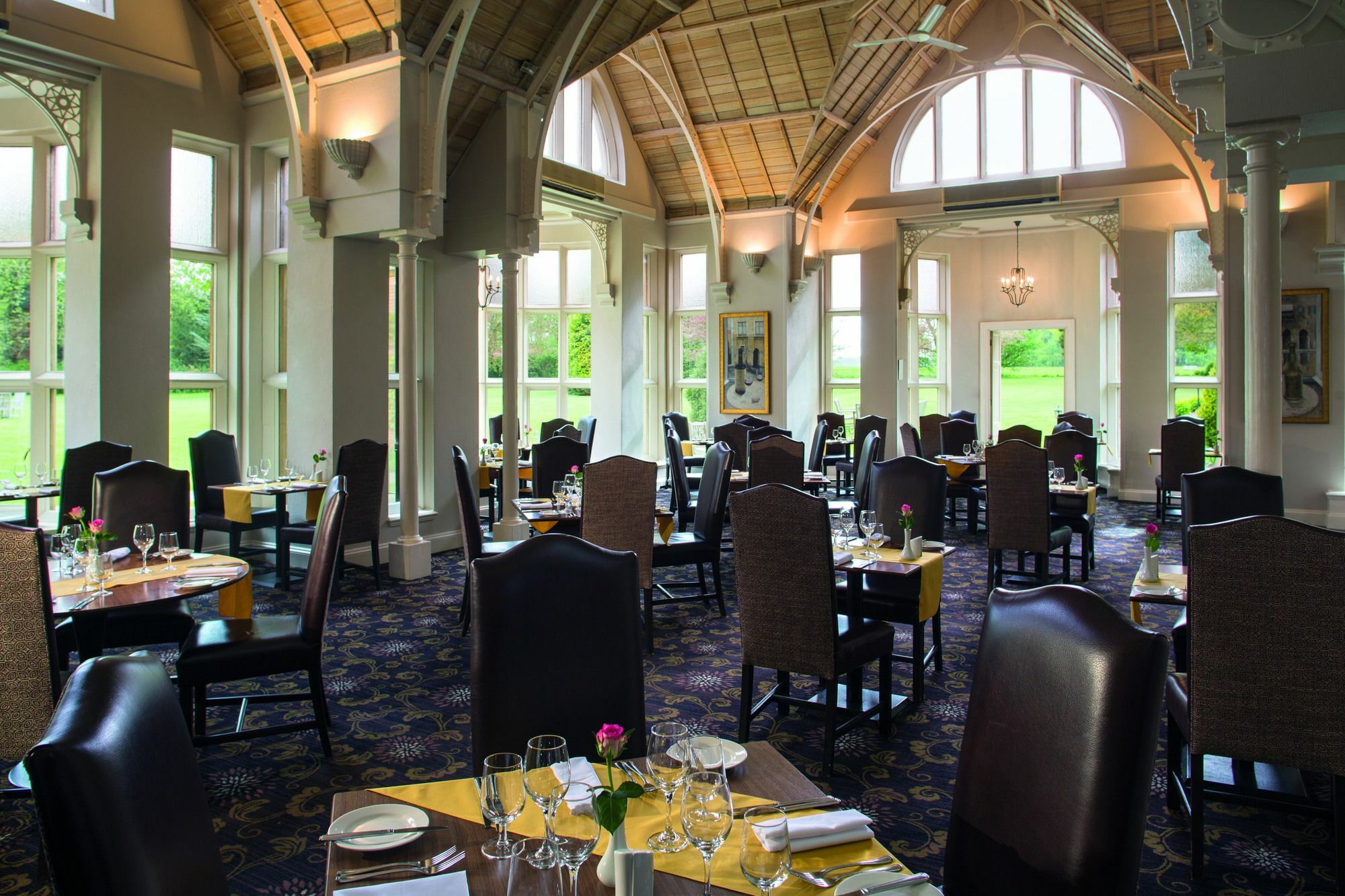 Audleys Wood Hotel, Отель Бэйсингсток